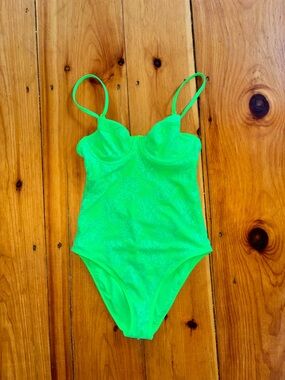 Aerie Neon Green Lace One Piece Swimsuit Underwire S/P